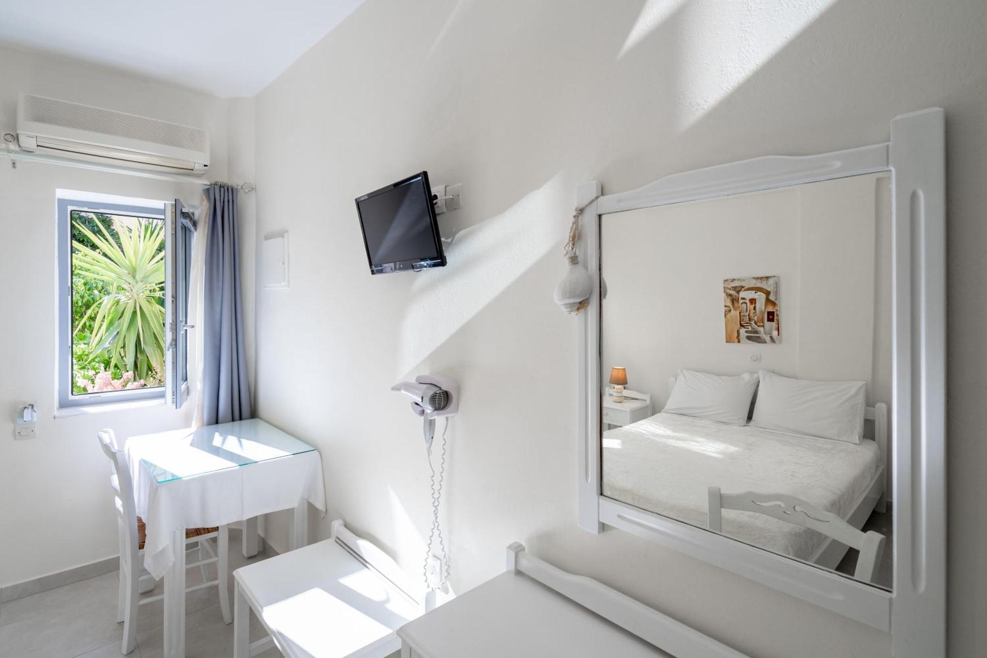 Ersi Villas Тира Номер фото