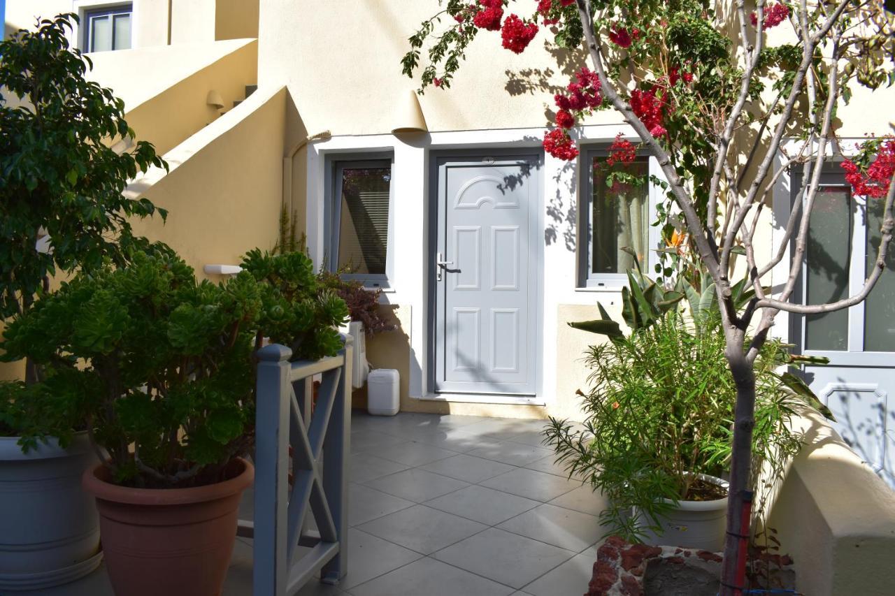 Ersi Villas Тира Экстерьер фото