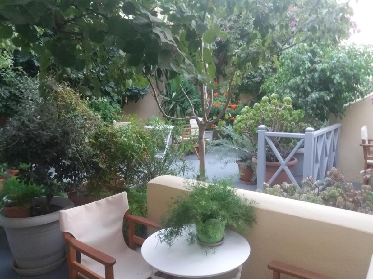 Ersi Villas Тира Экстерьер фото